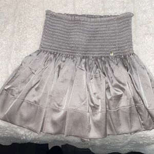 Silver skort